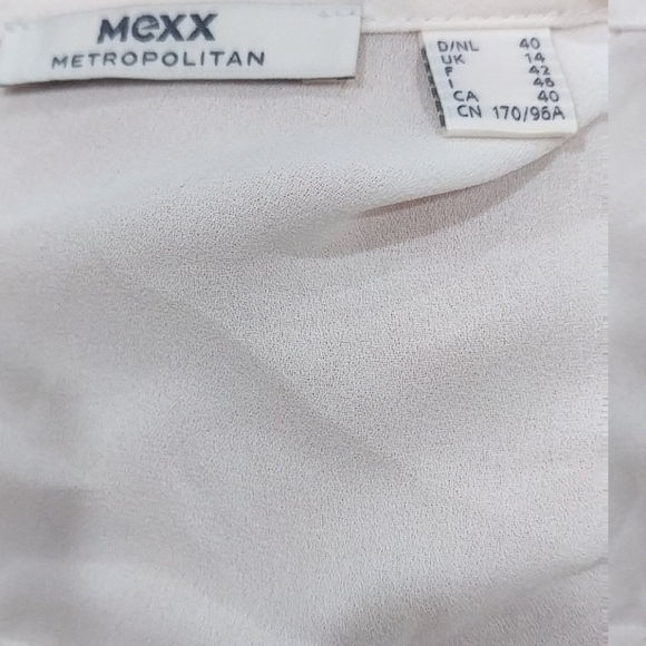 50% off Mexx sheer shirtsleeve blouse - Picture 5 of 5